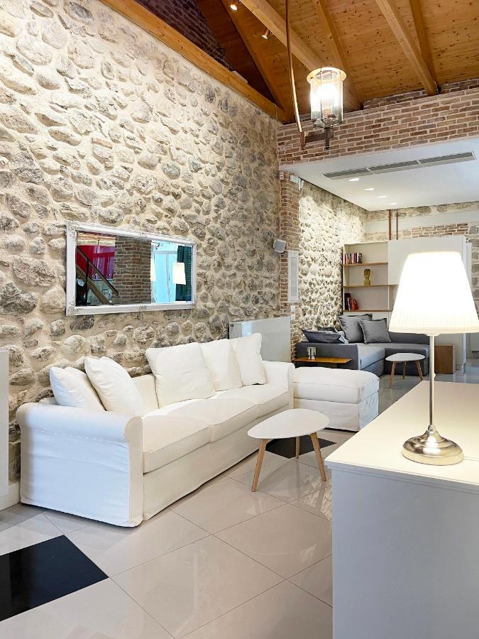 Blue Domino Luxury City Villa Πάτρα Εξωτερικό φωτογραφία