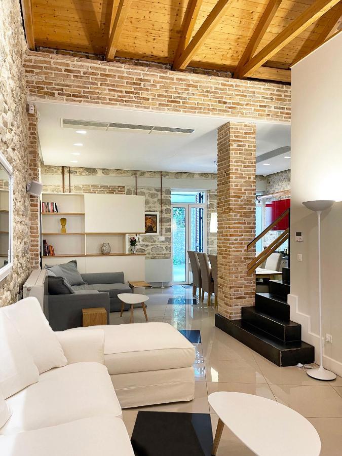 Blue Domino Luxury City Villa Πάτρα Εξωτερικό φωτογραφία